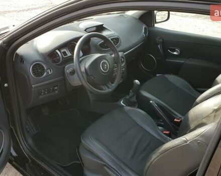 Рено Клио 2007 в Черновцах на Automoto.ua Черный Рено Клио, объемом двигателя 1.2 л и пробегом 230 тыс. км за 3800 $, фото 4 на Automoto.ua