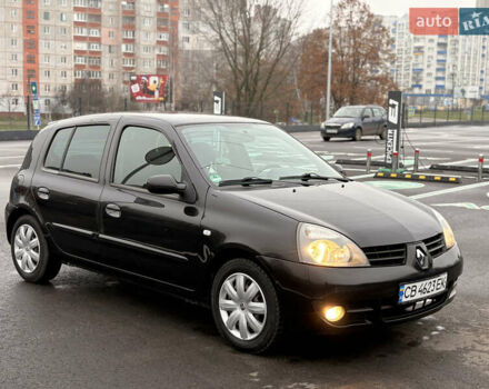 Черный Рено Клио, объемом двигателя 1.2 л и пробегом 226 тыс. км за 3500 $, фото 3 на Automoto.ua