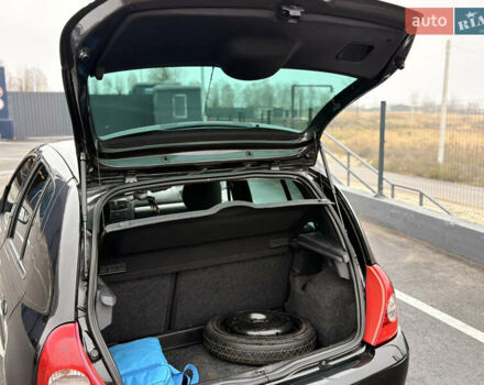 Черный Рено Клио, объемом двигателя 1.2 л и пробегом 226 тыс. км за 3500 $, фото 10 на Automoto.ua