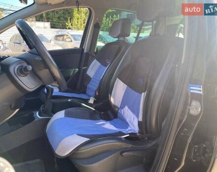 Черный Рено Клио, объемом двигателя 1.6 л и пробегом 272 тыс. км за 5490 $, фото 8 на Automoto.ua