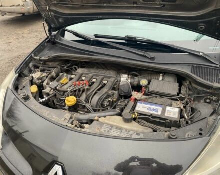 Черный Рено Клио, объемом двигателя 1.4 л и пробегом 310 тыс. км за 5300 $, фото 15 на Automoto.ua