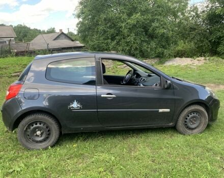 Чорний Рено Кліо, об'ємом двигуна 1.1 л та пробігом 305 тис. км за 3200 $, фото 6 на Automoto.ua