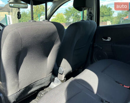 Черный Рено Клио, объемом двигателя 1.2 л и пробегом 181 тыс. км за 5300 $, фото 14 на Automoto.ua