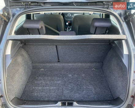 Черный Рено Клио, объемом двигателя 1.2 л и пробегом 181 тыс. км за 4450 $, фото 23 на Automoto.ua