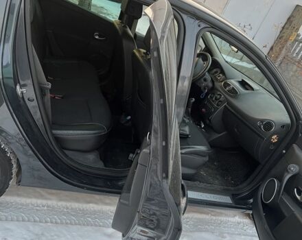 Черный Рено Клио, объемом двигателя 1.5 л и пробегом 260 тыс. км за 4800 $, фото 5 на Automoto.ua