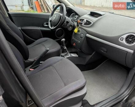 Чорний Рено Кліо, об'ємом двигуна 1.39 л та пробігом 156 тис. км за 4300 $, фото 3 на Automoto.ua