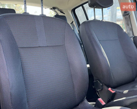 Черный Рено Клио, объемом двигателя 1.2 л и пробегом 181 тыс. км за 5300 $, фото 19 на Automoto.ua