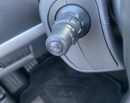 Черный Рено Клио, объемом двигателя 1.2 л и пробегом 181 тыс. км за 4450 $, фото 27 на Automoto.ua