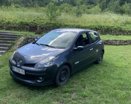 Чорний Рено Кліо, об'ємом двигуна 1.1 л та пробігом 305 тис. км за 3200 $, фото 3 на Automoto.ua