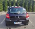 Черный Рено Клио, объемом двигателя 1.15 л и пробегом 210 тыс. км за 4500 $, фото 4 на Automoto.ua