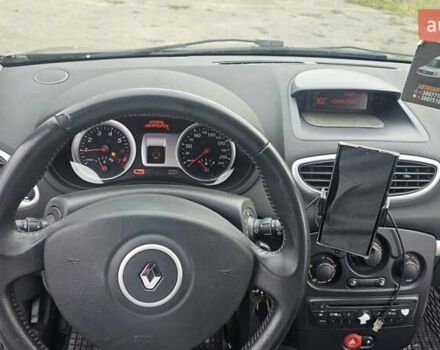 Чорний Рено Кліо, об'ємом двигуна 1.1 л та пробігом 177 тис. км за 4000 $, фото 7 на Automoto.ua