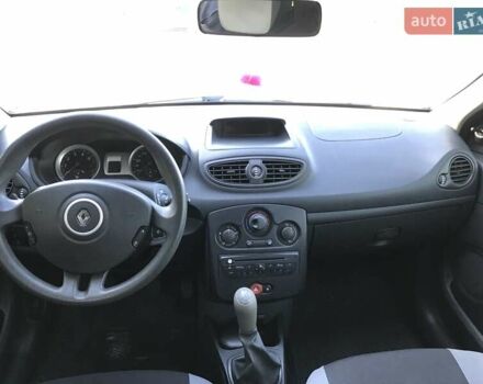 Черный Рено Клио, объемом двигателя 1.1 л и пробегом 210 тыс. км за 4900 $, фото 9 на Automoto.ua