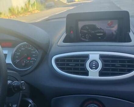 Черный Рено Клио, объемом двигателя 1.2 л и пробегом 273 тыс. км за 4699 $, фото 3 на Automoto.ua