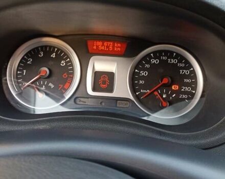 Черный Рено Клио, объемом двигателя 1.2 л и пробегом 189 тыс. км за 4800 $, фото 4 на Automoto.ua