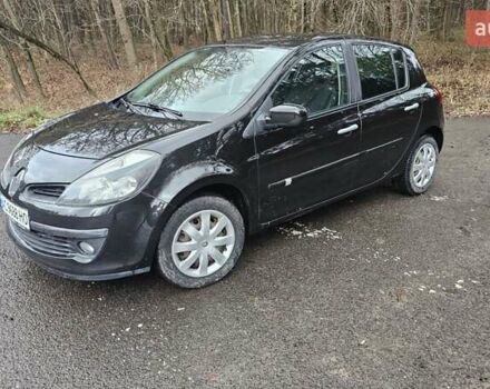 Черный Рено Клио, объемом двигателя 1.2 л и пробегом 176 тыс. км за 4700 $, фото 1 на Automoto.ua