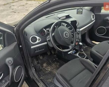 Чорний Рено Кліо, об'ємом двигуна 1.1 л та пробігом 177 тис. км за 4000 $, фото 4 на Automoto.ua