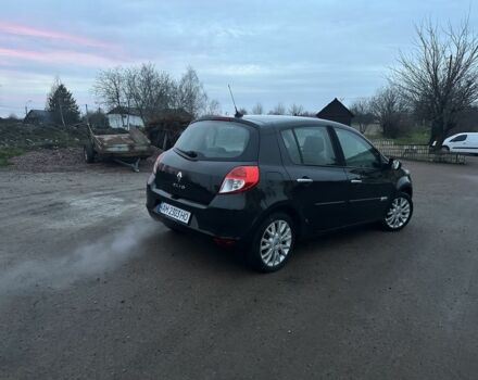 Черный Рено Клио, объемом двигателя 1.5 л и пробегом 230 тыс. км за 5000 $, фото 2 на Automoto.ua