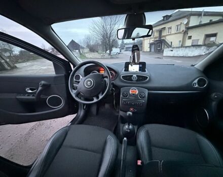 Черный Рено Клио, объемом двигателя 1.5 л и пробегом 230 тыс. км за 5000 $, фото 5 на Automoto.ua