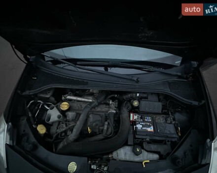 Черный Рено Клио, объемом двигателя 1.46 л и пробегом 230 тыс. км за 5000 $, фото 10 на Automoto.ua