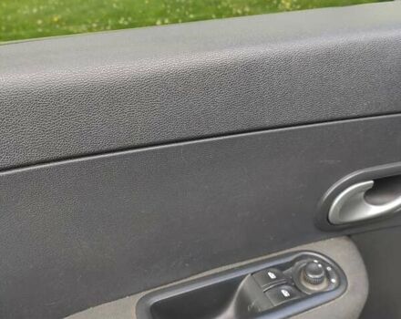 Черный Рено Клио, объемом двигателя 1.5 л и пробегом 126 тыс. км за 6500 $, фото 9 на Automoto.ua