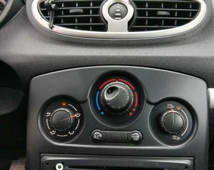 Чорний Рено Кліо, об'ємом двигуна 1.46 л та пробігом 270 тис. км за 5000 $, фото 7 на Automoto.ua