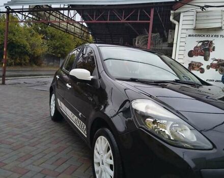 Черный Рено Клио, объемом двигателя 1.2 л и пробегом 185 тыс. км за 5800 $, фото 26 на Automoto.ua