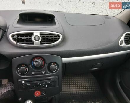 Чорний Рено Кліо, об'ємом двигуна 1.46 л та пробігом 270 тис. км за 5000 $, фото 8 на Automoto.ua