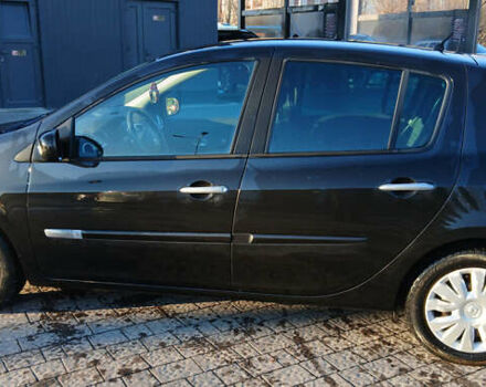 Чорний Рено Кліо, об'ємом двигуна 1.46 л та пробігом 270 тис. км за 5000 $, фото 1 на Automoto.ua