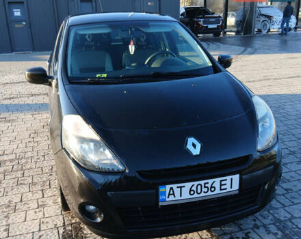 Чорний Рено Кліо, об'ємом двигуна 1.46 л та пробігом 270 тис. км за 5000 $, фото 3 на Automoto.ua