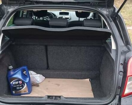 Черный Рено Клио, объемом двигателя 1.5 л и пробегом 290 тыс. км за 5450 $, фото 4 на Automoto.ua