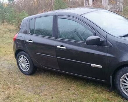 Черный Рено Клио, объемом двигателя 1.5 л и пробегом 290 тыс. км за 5450 $, фото 10 на Automoto.ua