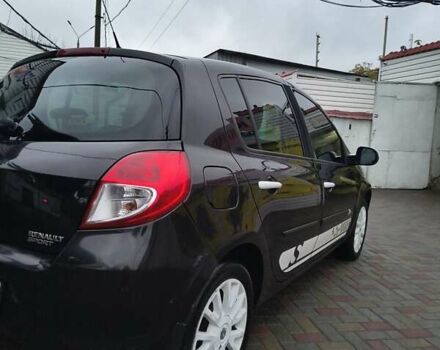 Черный Рено Клио, объемом двигателя 1.2 л и пробегом 185 тыс. км за 5800 $, фото 10 на Automoto.ua