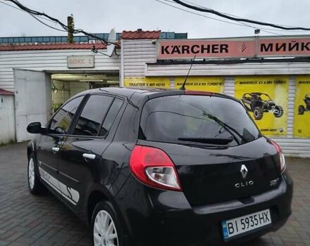 Черный Рено Клио, объемом двигателя 1.2 л и пробегом 185 тыс. км за 5800 $, фото 12 на Automoto.ua