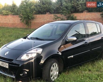 Черный Рено Клио, объемом двигателя 1.6 л и пробегом 214 тыс. км за 6900 $, фото 6 на Automoto.ua