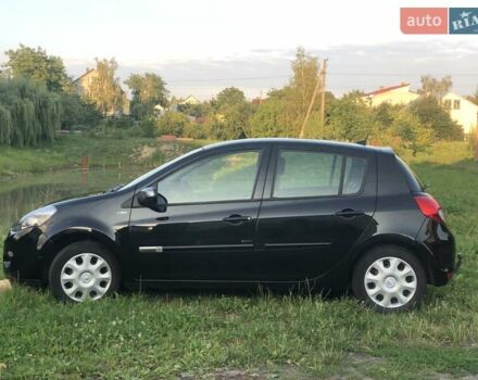 Черный Рено Клио, объемом двигателя 1.6 л и пробегом 214 тыс. км за 6900 $, фото 10 на Automoto.ua