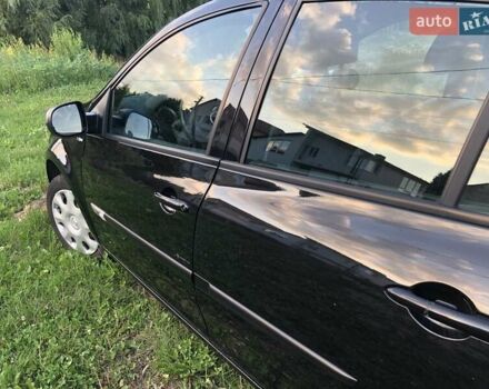 Черный Рено Клио, объемом двигателя 1.6 л и пробегом 214 тыс. км за 6900 $, фото 33 на Automoto.ua