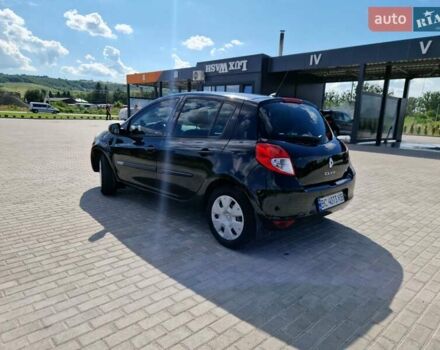 Чорний Рено Кліо, об'ємом двигуна 1.5 л та пробігом 270 тис. км за 4000 $, фото 5 на Automoto.ua