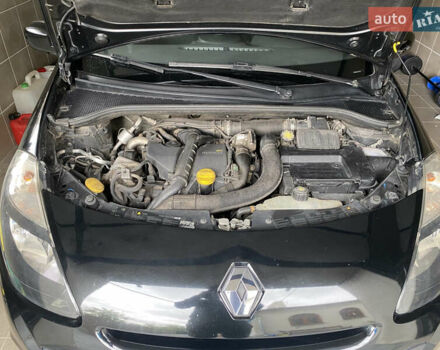 Черный Рено Клио, объемом двигателя 1.5 л и пробегом 363 тыс. км за 5500 $, фото 7 на Automoto.ua