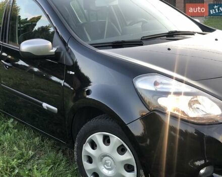 Черный Рено Клио, объемом двигателя 1.6 л и пробегом 214 тыс. км за 6900 $, фото 25 на Automoto.ua