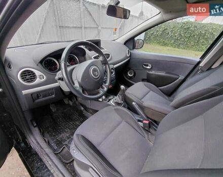 Черный Рено Клио, объемом двигателя 1.5 л и пробегом 163 тыс. км за 6700 $, фото 9 на Automoto.ua