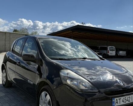 Черный Рено Клио, объемом двигателя 1.5 л и пробегом 240 тыс. км за 5400 $, фото 2 на Automoto.ua