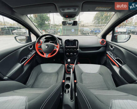 Черный Рено Клио, объемом двигателя 0.9 л и пробегом 139 тыс. км за 8500 $, фото 21 на Automoto.ua