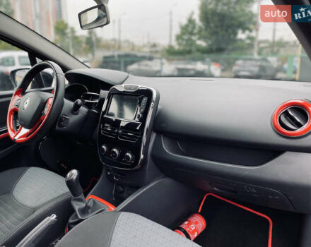 Черный Рено Клио, объемом двигателя 0.9 л и пробегом 139 тыс. км за 8500 $, фото 23 на Automoto.ua