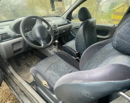 Чорний Рено Кліо, об'ємом двигуна 1.6 л та пробігом 1 тис. км за 900 $, фото 4 на Automoto.ua