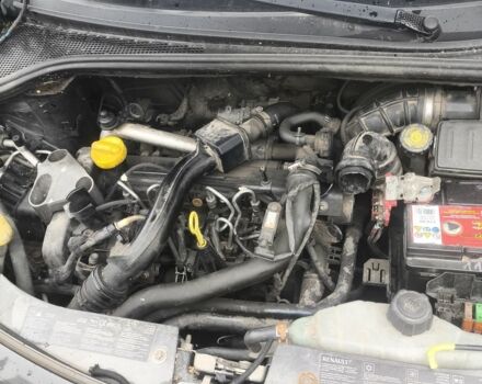 Черный Рено Клио, объемом двигателя 1.5 л и пробегом 340 тыс. км за 1750 $, фото 10 на Automoto.ua