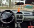 Черный Рено Клио, объемом двигателя 1.4 л и пробегом 313 тыс. км за 2499 $, фото 4 на Automoto.ua