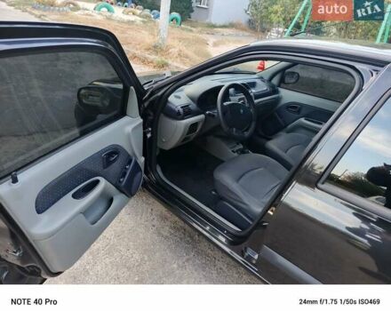 Черный Рено Клио, объемом двигателя 1.39 л и пробегом 104 тыс. км за 4500 $, фото 7 на Automoto.ua