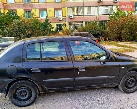 Рено Клио 2005 в Каменское - Днепродзержинск на Automoto.ua Черный Рено Клио, объемом двигателя 1.4 л и пробегом 350 тыс. км за 2100 $, фото 4 на Automoto.ua