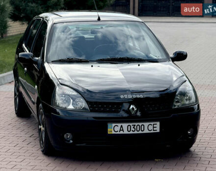 Черный Рено Клио, объемом двигателя 1.4 л и пробегом 210 тыс. км за 3999 $, фото 10 на Automoto.ua