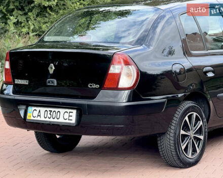 Черный Рено Клио, объемом двигателя 1.4 л и пробегом 210 тыс. км за 3999 $, фото 34 на Automoto.ua